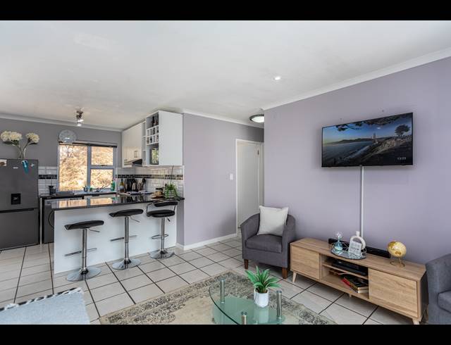 2 BEDROOM APARTMENT SOLD IN TYGER WATERFRONT